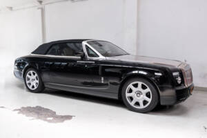 Image 35/36 of Rolls-Royce Phantom DHC (2008)