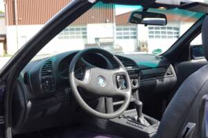 Image 9/21 de BMW 320i (1994)