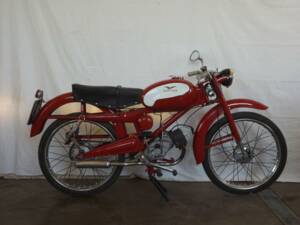 Image 4/44 of Moto Guzzi Cardellino 75 (1957)