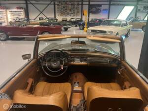 Immagine 31/33 di Mercedes-Benz 280 SL (1968)