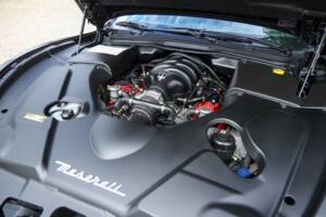 Image 40/50 of Maserati GranTurismo S (2008)