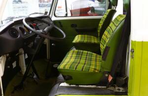 Image 13/25 de Volkswagen T2b Camper (1979)