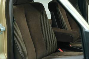 Bild 35/50 von Mercedes-Benz 280 SE (1980)