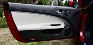 Image 40/50 of Jaguar XKR (2013)