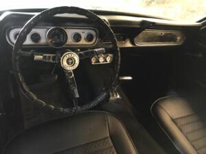 Image 2/8 of Ford Shelby GT 350 (1966)