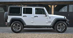 Imagen 8/50 de Jeep Wrangler 3.6 V6 (2015)