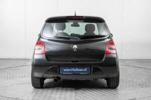 Bild 13/41 von Renault Twingo 1.2 16V (2008)