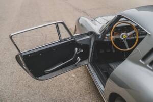 Image 58/79 of Ferrari 275 GTB/4 (1968)