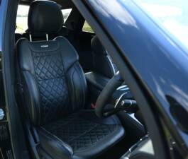 Image 26/49 of Mercedes-Benz ML 63 AMG (2013)
