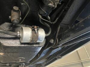 Bild 20/23 von Alfa Romeo 2.0 Spider (1991)