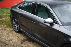 Immagine 27/29 di Audi S3 (2016)