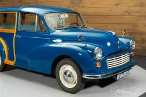 Image 16/19 of Morris Minor 1000 Traveller (1971)
