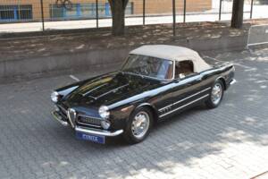 Imagen 2/20 de Alfa Romeo 2000 Spider (1960)
