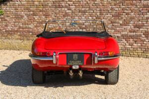 Image 30/50 de Jaguar Type E 3.8 (1964)