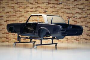 Image 2/19 of Mercedes-Benz 230 SL (1964)