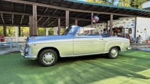 Image 4/61 de Mercedes-Benz 220 S Cabriolet (1957)