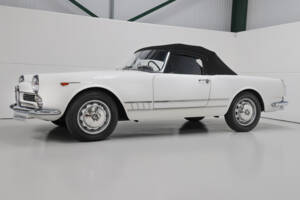 Bild 10/34 von Alfa Romeo 2000 Spider (1960)