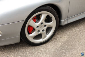 Image 60/90 de Porsche 911 Carrera 4S (1996)