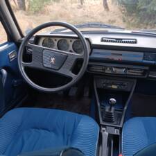 Bild 39/52 von Peugeot 504 (1979)