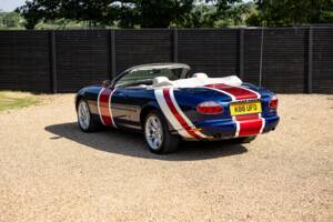 Immagine 16/42 di Jaguar XK8 4.0 (2001)