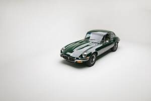 Bild 7/12 von Jaguar E-Type V12 (2+2) (1972)