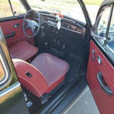 Image 9/15 of Volkswagen Beetle 1300 (1972)