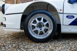 Image 27/50 of Ford RS200 (1986)