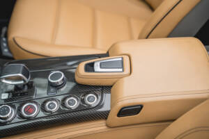Image 69/100 de Mercedes-Benz SLS AMG Roadster (2011)