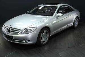 Image 1/30 de Mercedes-Benz CL 500 (2006)