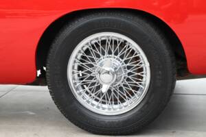 Image 37/50 of MG MGB GT (1974)