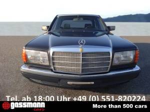 Afbeelding 2/15 van Mercedes-Benz 300 SE (1989)