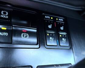 Image 11/27 de Lexus RX 450h (2011)