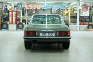 Image 10/50 de Mercedes-Benz 350 SLC (1973)