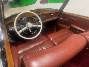 Image 12/24 of Mercedes-Benz 300 Cabriolet D (1952)