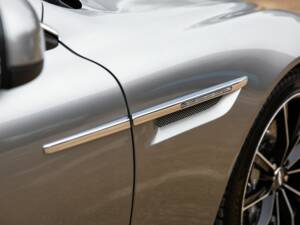 Bild 32/50 von Aston Martin DB 9 GT &quot;Bond Edition&quot; (2015)