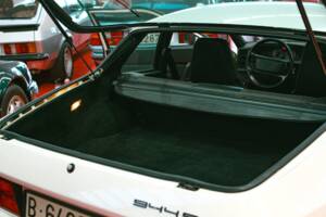 Image 42/45 of Porsche 944 S2 (1989)