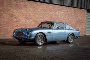 Image 1/43 of Aston Martin DB 6 Vantage (1967)