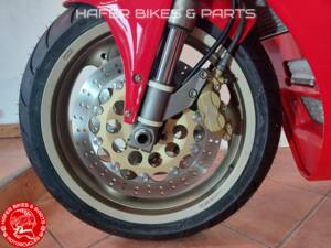 Image 36/57 of Ducati 916 (1997)