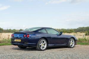Image 2/10 of Ferrari 550 Maranello (1997)