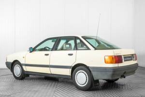 Immagine 6/50 di Audi 80 quattro  -  1.8S (1987)