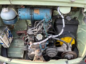 Image 13/24 of SEAT 600 D (1966)