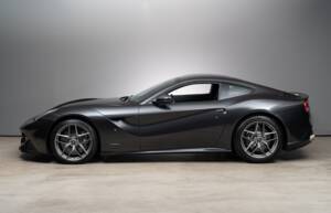 Imagen 4/40 de Ferrari F12berlinetta (2014)