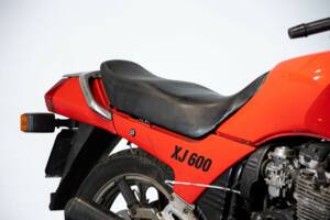Image 33/50 of Yamaha XJ 600 (1984)