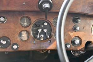 Image 36/50 of Bentley 4 1&#x2F;4 Litre (1939)