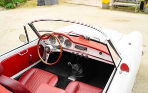 Immagine 21/43 di Alfa Romeo Giulia 1600 Spider (1964)