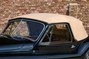 Immagine 12/50 di Jaguar XK 120 DHC (1953)