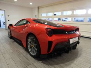 Image 3/15 de Ferrari 488 Pista (2019)