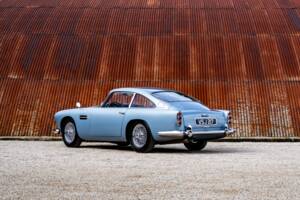 Afbeelding 6/46 van Aston Martin DB 4 (1962)