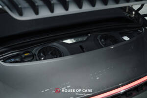 Image 13/25 of Porsche 911 Carrera 4 GTS (2023)