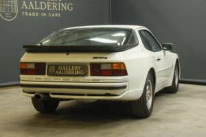 Obraz 36/50 pojazdu Porsche 944 (1986)